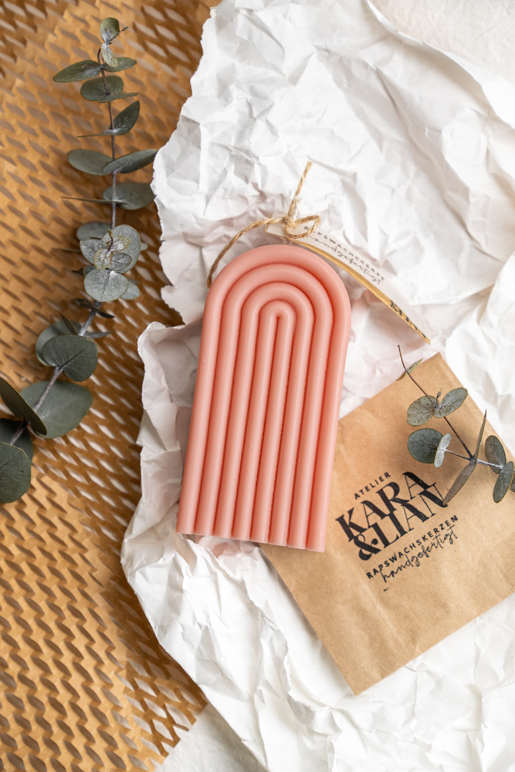 BOW // pastellkerze
